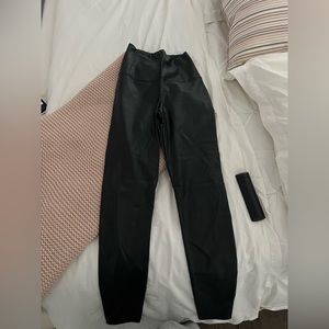Wilfred leather leggings